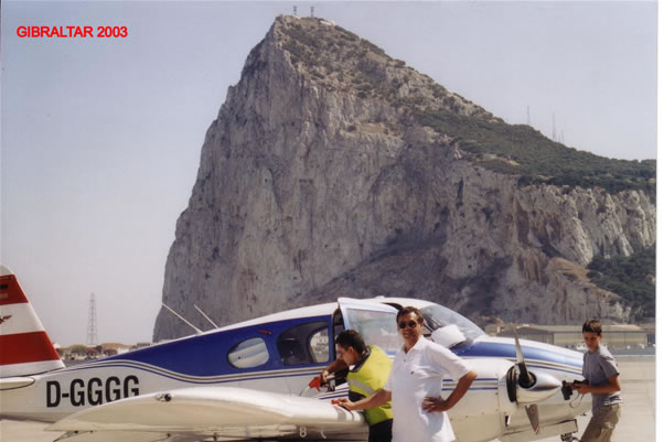 D-GGGG Betankung Gibraltar, Clubausflug Marokko, Gibraltar Motorflugunion Klosterneuburg