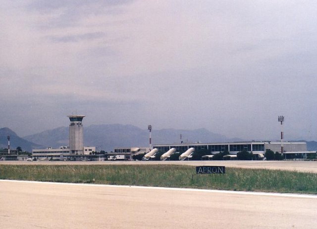 Flughafen Split, Clubausflug Motorflugunion Klosterneuburg, 2001, Flugschule